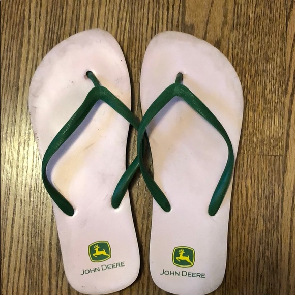 john deere flip flops